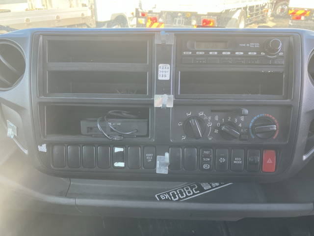 日野デュトロパッカー車（塵芥車）小型（2t・3t）[写真35]