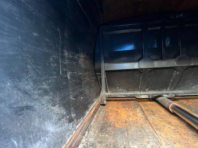 三菱ふそうキャンターパッカー車（塵芥車）小型（2t・3t）[写真04]