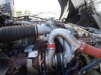 いすゞギガアルミウイング大型（10t）[写真18]