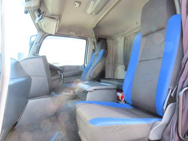 いすゞギガアルミウイング大型（10t）[写真21]