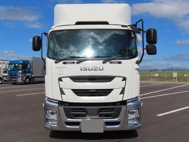 いすゞギガアルミウイング大型（10t）[写真03]