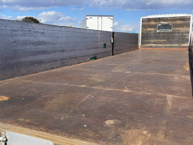 日野プロフィアアルミブロック大型（10t）[写真11]