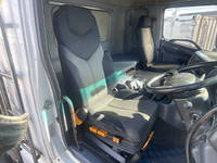 日野プロフィアアルミブロック大型（10t）[写真31]