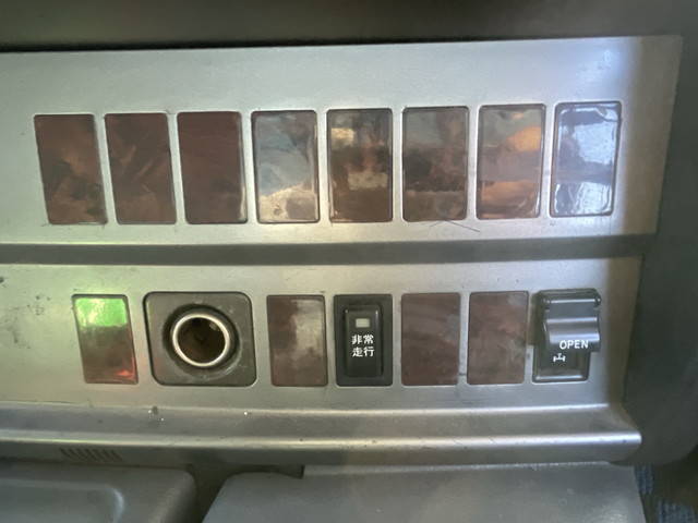 日野プロフィアアルミブロック大型（10t）[写真38]