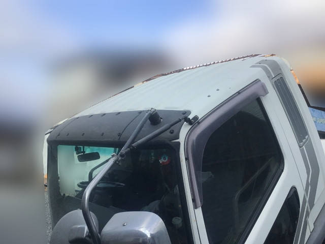 三菱ふそうファイタークレーン5段中型（4t）[写真04]