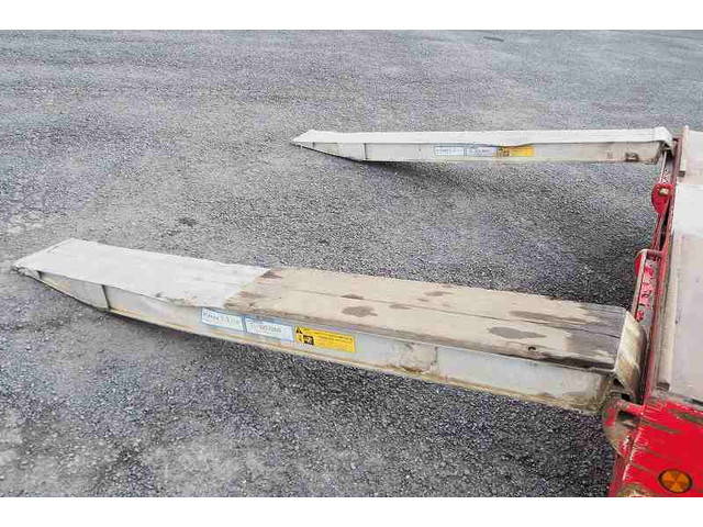 日野レンジャーセルフローダー増トン（6t・8t）[写真12]