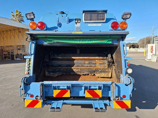 いすゞエルフパッカー車（塵芥車）小型（2t・3t）[写真06]