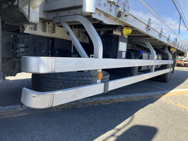 いすゞフォワードアルミウイング中型（4t）[写真20]