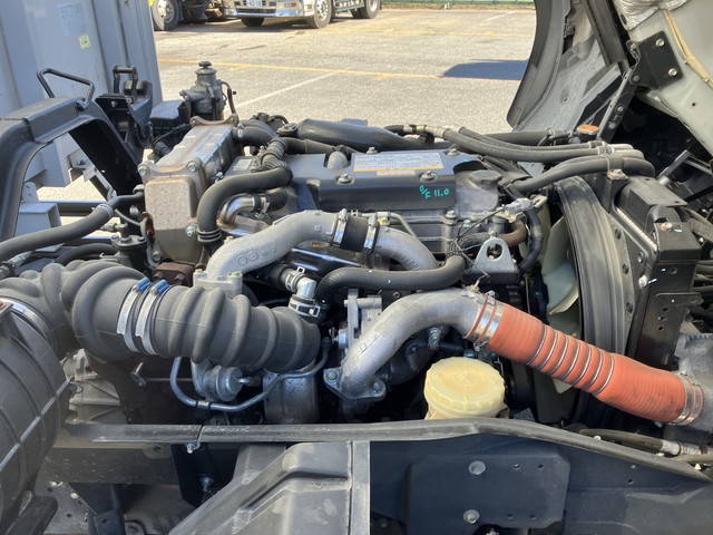 いすゞフォワードアルミウイング中型（4t）[写真25]