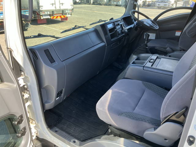 いすゞフォワードアルミウイング中型（4t）[写真29]