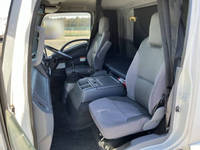 いすゞフォワードアルミウイング中型（4t）[写真30]