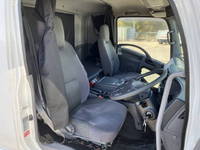 いすゞフォワードアルミウイング中型（4t）[写真31]