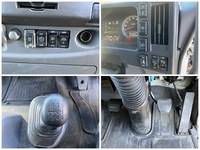 いすゞフォワードアルミウイング中型（4t）[写真39]