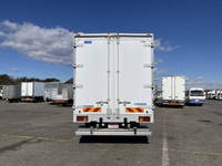 いすゞフォワードアルミウイング中型（4t）[写真09]