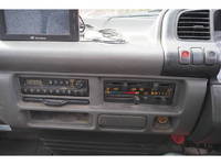 いすゞエルフクレーン5段小型（2t・3t）[写真37]