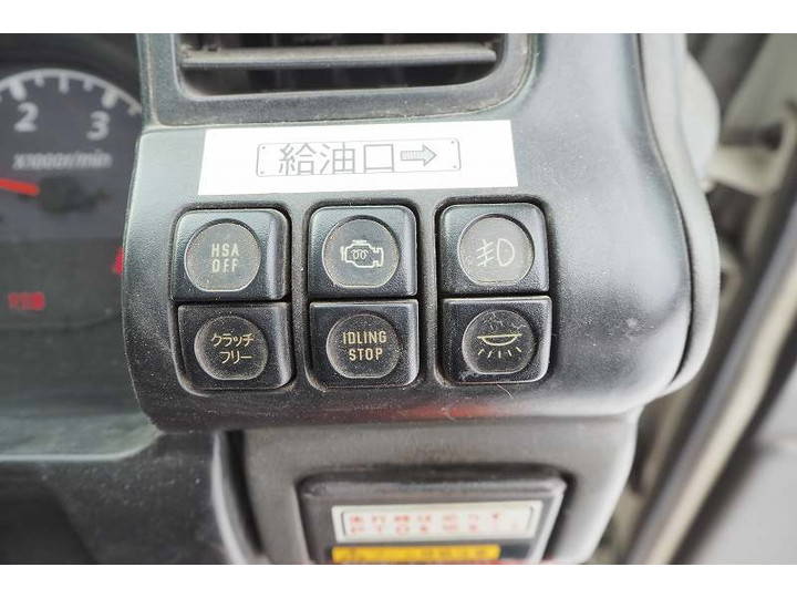 いすゞエルフクレーン5段小型（2t・3t）[写真38]