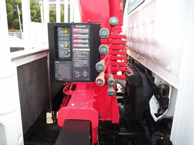 いすゞエルフクレーン5段小型（2t・3t）[写真08]