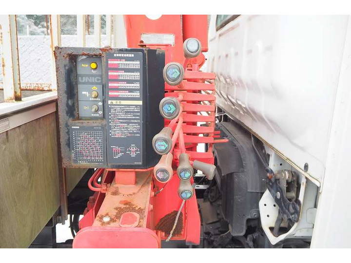 いすゞエルフクレーン5段小型（2t・3t）[写真09]