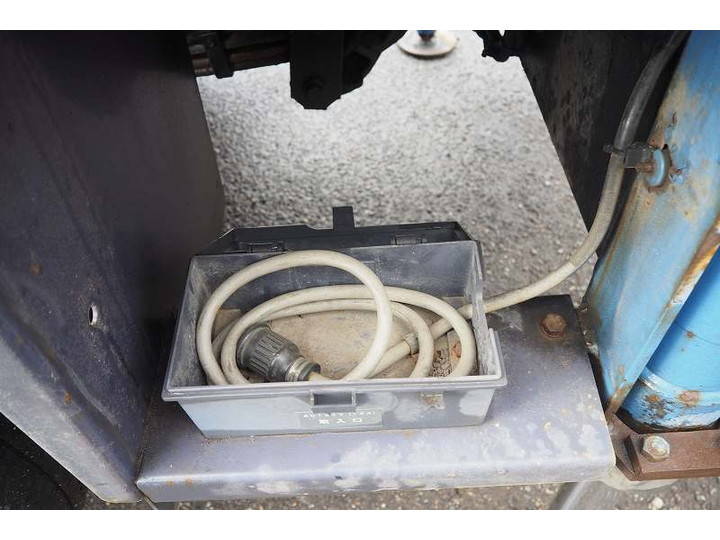 いすゞエルフ高所作業車小型（2t・3t）[写真10]