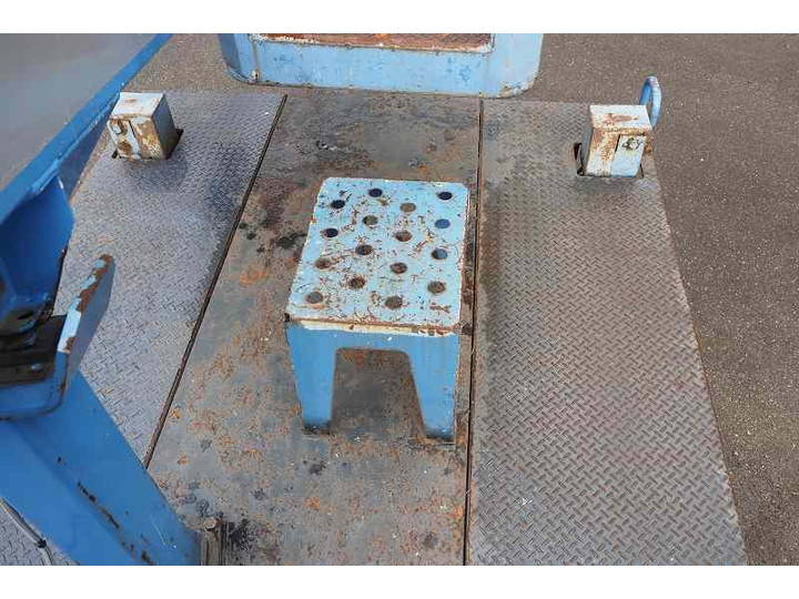 いすゞエルフ高所作業車小型（2t・3t）[写真16]