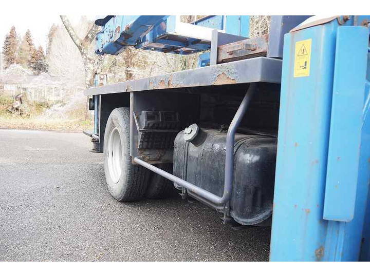 いすゞエルフ高所作業車小型（2t・3t）[写真22]