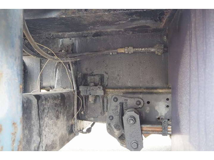 いすゞエルフ高所作業車小型（2t・3t）[写真24]