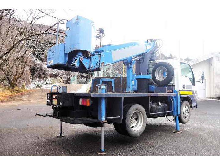 いすゞエルフ高所作業車小型（2t・3t）[写真04]