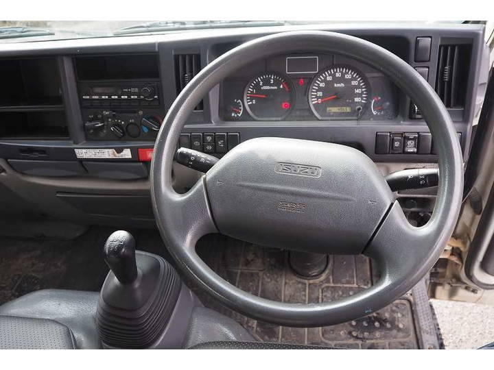 いすゞエルフ高所作業車小型（2t・3t）[写真40]