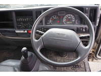 いすゞエルフ高所作業車小型（2t・3t）[写真41]