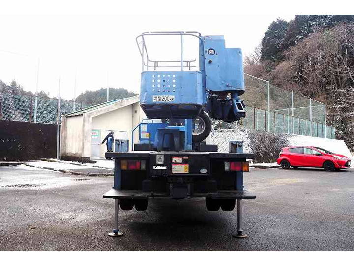 いすゞエルフ高所作業車小型（2t・3t）[写真06]