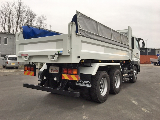 三菱ふそうスーパーグレートダンプ大型（10t）[写真02]