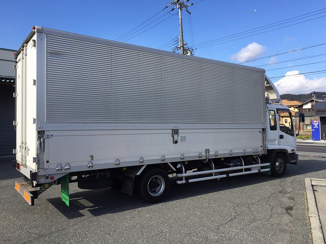 いすゞフォワードアルミウイング中型（4t）[写真02]