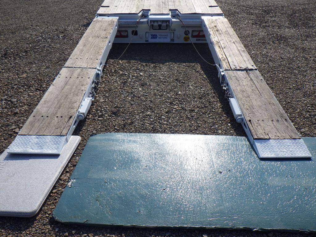 日野プロフィアセルフローダー大型（10t）[写真10]