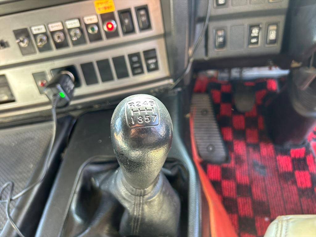 日野プロフィアセルフローダー大型（10t）[写真19]