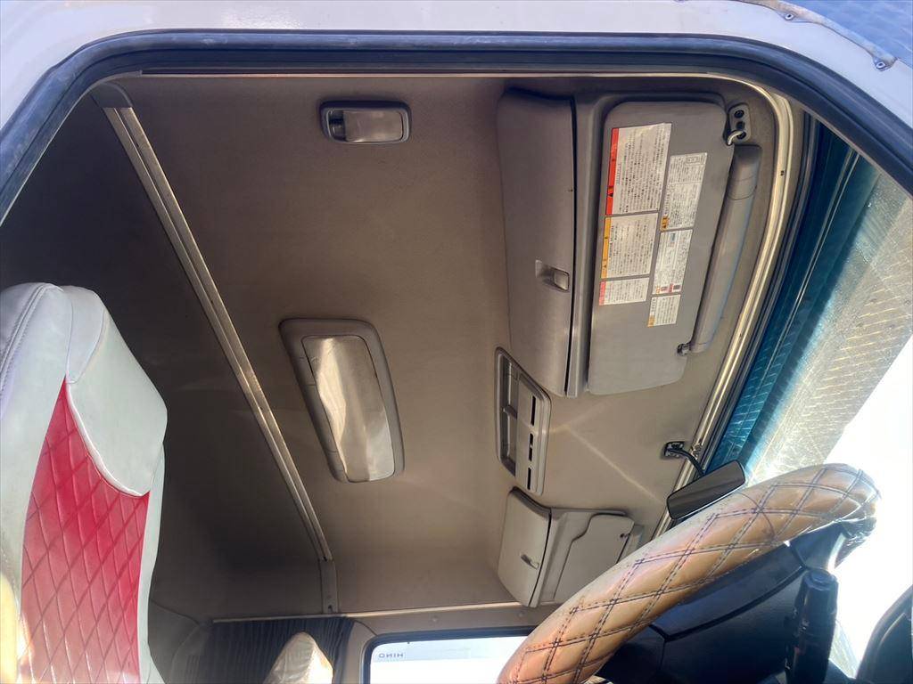 日野プロフィアセルフローダー大型（10t）[写真20]