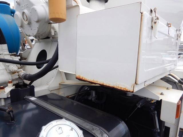 日野プロフィアミキサー車（コンクリートミキサー）大型（10t）[写真20]