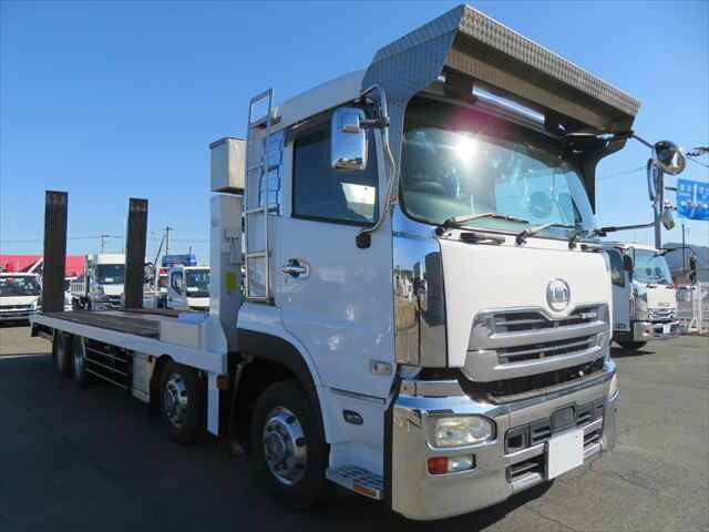 UDトラックスクオンセルフローダー大型（10t）[写真03]