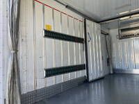 三菱ふそうキャンター冷凍車（冷蔵車）小型（2t・3t）[写真14]