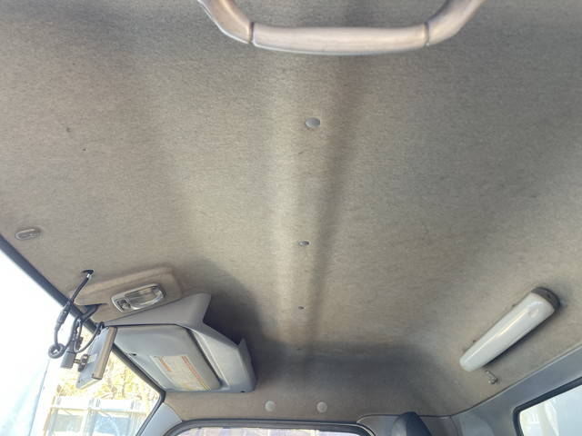 三菱ふそうキャンター冷凍車（冷蔵車）小型（2t・3t）[写真31]