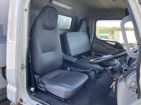 三菱ふそうキャンター冷凍車（冷蔵車）小型（2t・3t）[写真32]