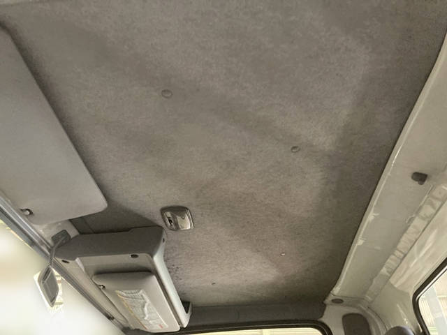 いすゞエルフ平ボディ小型（2t・3t）[写真24]