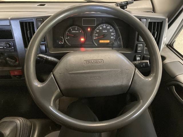 いすゞエルフ平ボディ小型（2t・3t）[写真26]