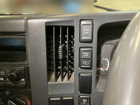 いすゞエルフ平ボディ小型（2t・3t）[写真27]