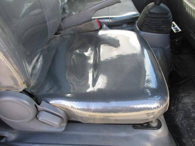 いすゞエルフダンプ小型（2t・3t）[写真16]