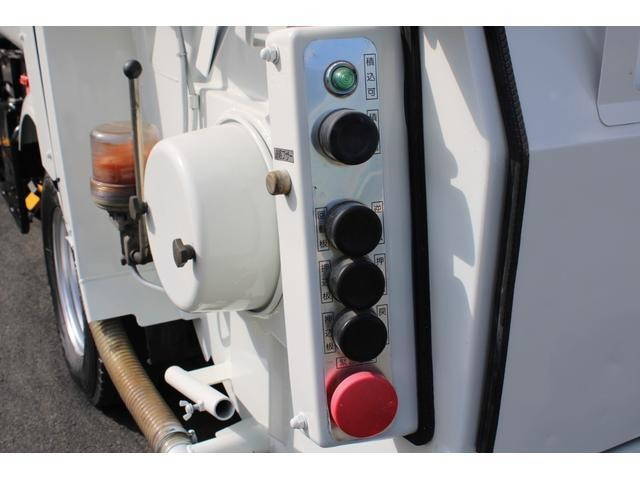 日野デュトロパッカー車（塵芥車）小型（2t・3t）[写真19]