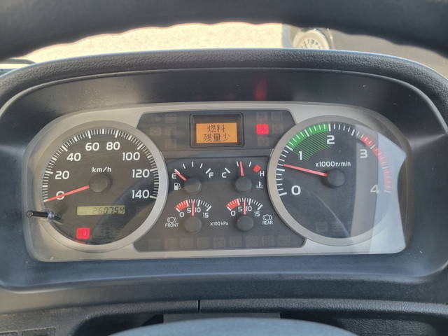 日野レンジャーアルミブロック中型（4t）[写真38]