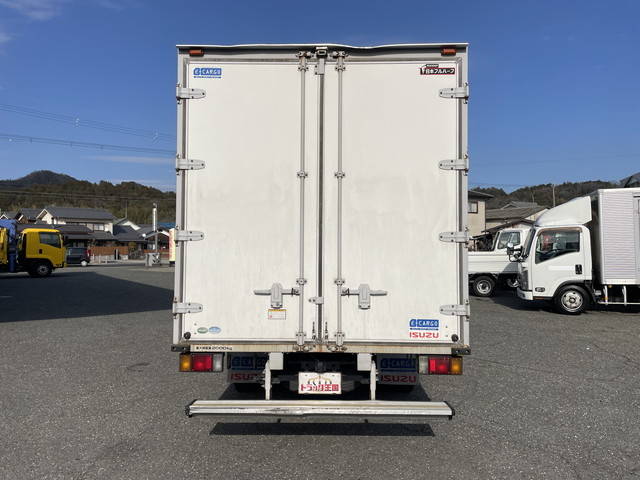 いすゞエルフアルミバン小型（2t・3t）[写真10]