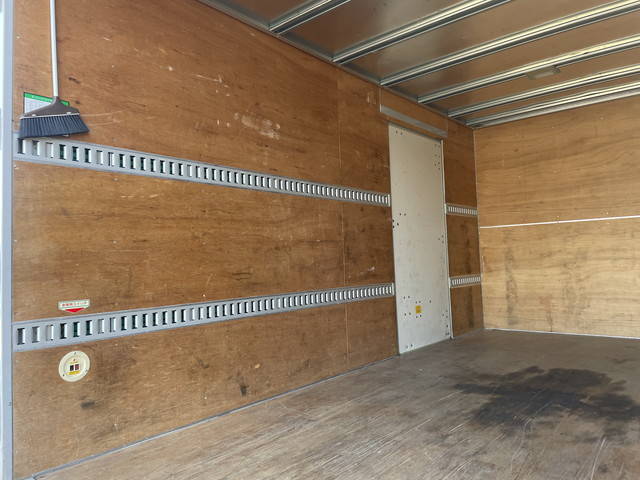 いすゞエルフアルミバン小型（2t・3t）[写真14]