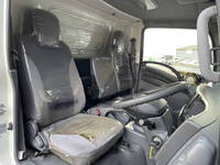 いすゞエルフアルミバン小型（2t・3t）[写真33]