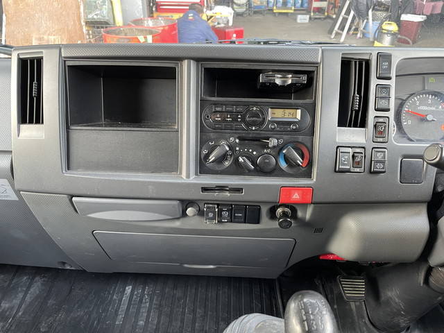 いすゞエルフアルミバン小型（2t・3t）[写真34]